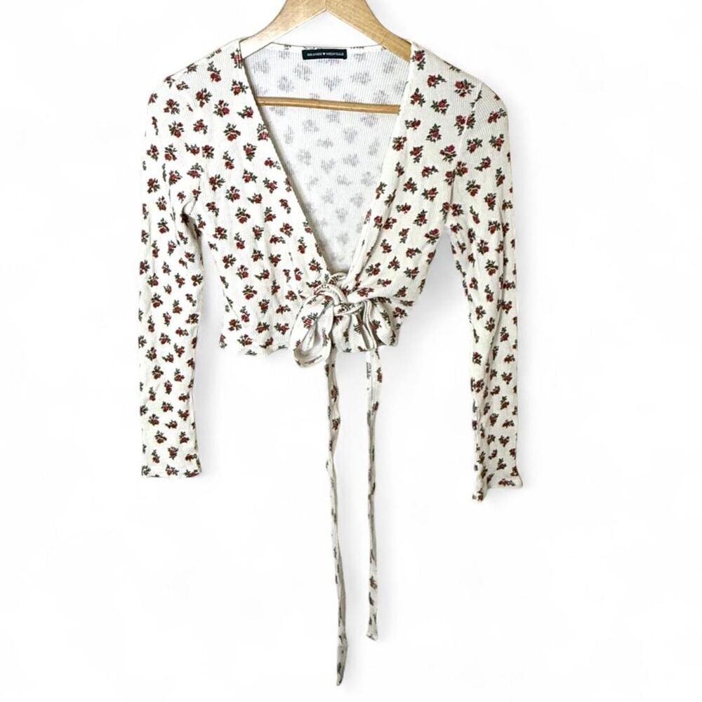 Brandy Melville Floral Wrap Top Ribbed White Red One Size